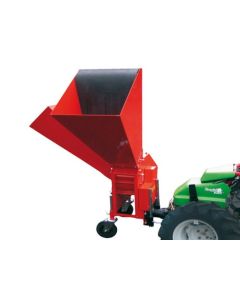 Tocator de crengi si resturi vegetale Caravaggi BIO 150 la priza de putere a tractorului